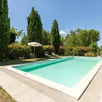 Будинок відпочинку Pet Friendly In With Wifi