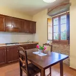 Будинок відпочинку Pet Friendly In With Wifi Кортона