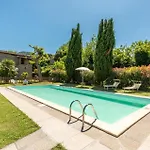 Holiday home Pet Friendly In With Wifi Cortona
