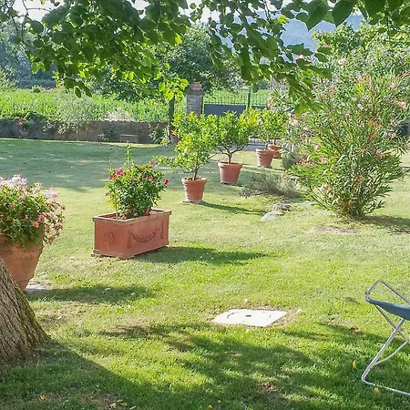 Cozy In With Outdoor Swimming Pool Holiday home *
