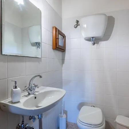 Hébergement de vacances Pet Friendly In With Wifi Cortone