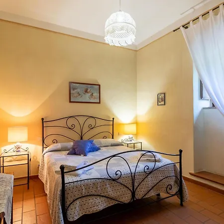 Pet Friendly In With Wifi Сasa de vacaciones