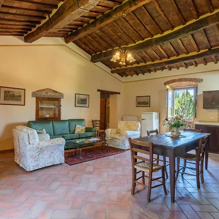 Cozy In With Outdoor Swimming Pool Cortona