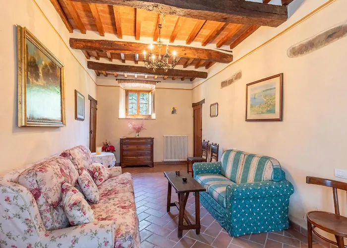 Pet Friendly In With Wifi Holiday home Cortona